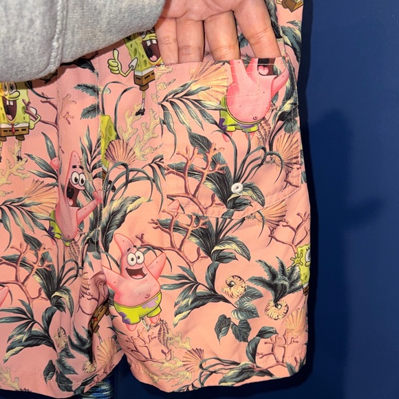 Abercrombie Kids-Nickelodeon Boys Spongebob Tropical Print Swim Shorts Size 9/10 - Picture 11 of 15